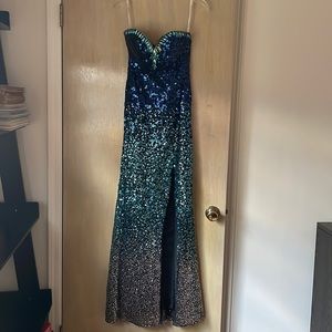Blue ombré Clarisse prom dress, size 4